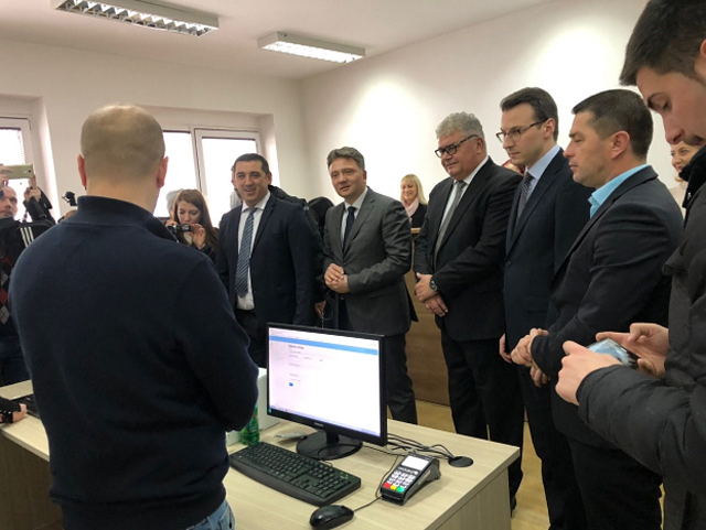 eGovernment services at the counters of municipal administrations in Kosovska Mitrovica, Zubin Potok, Zvečan and Leposavić