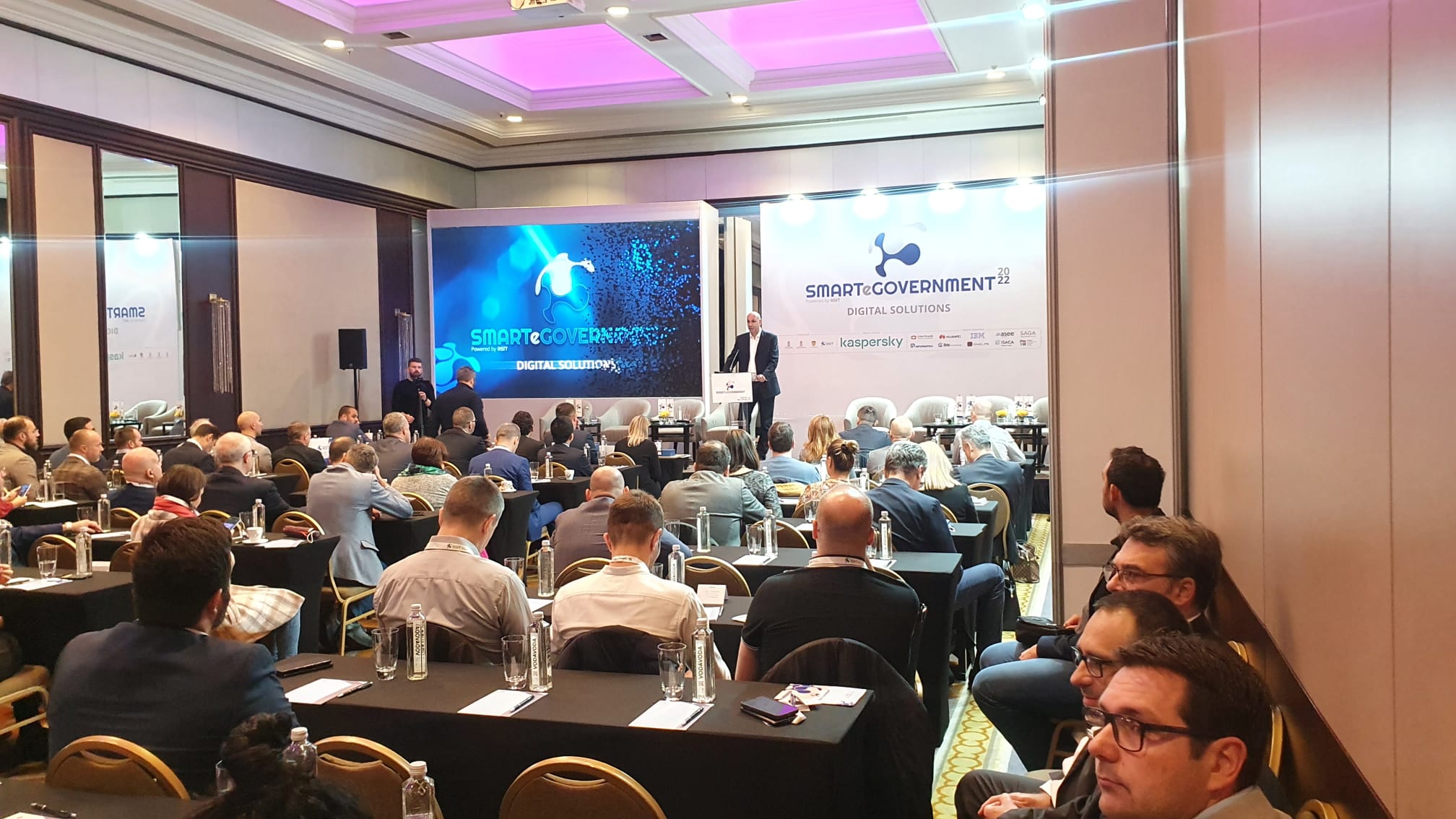 Милорад Стојановић, помоћник директора Канцеларије за ИТ и еУправу, отворио конференцију Smart eGovernment 2022.